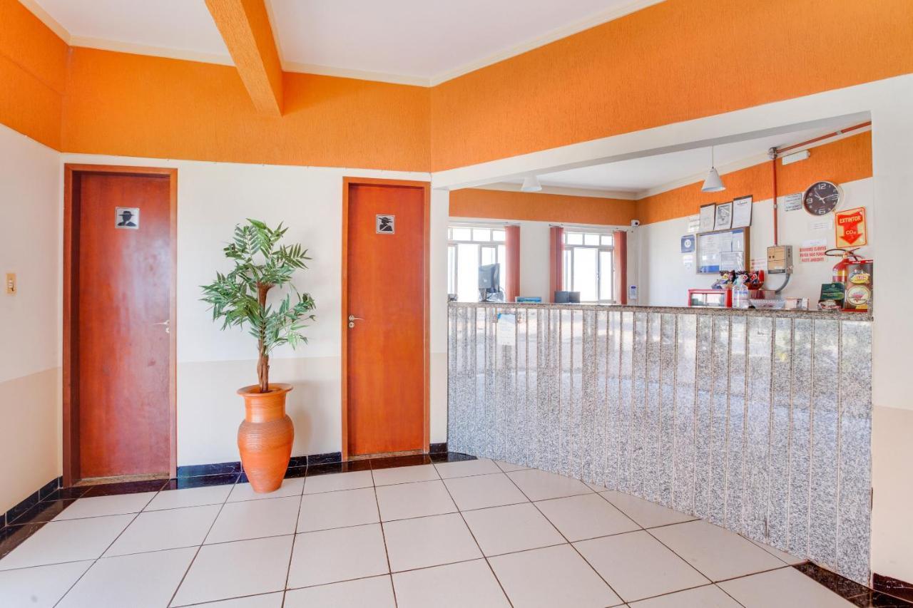 Fabiel Palace Hotel Cuiabá Exteriör bild